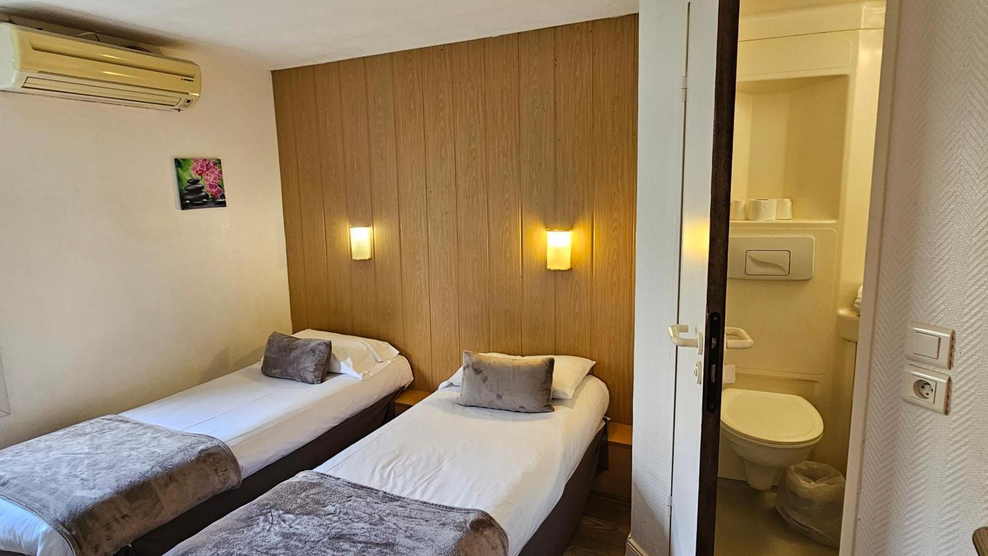 Brit Hotel Essentiel Pau Лескар Екстер'єр фото